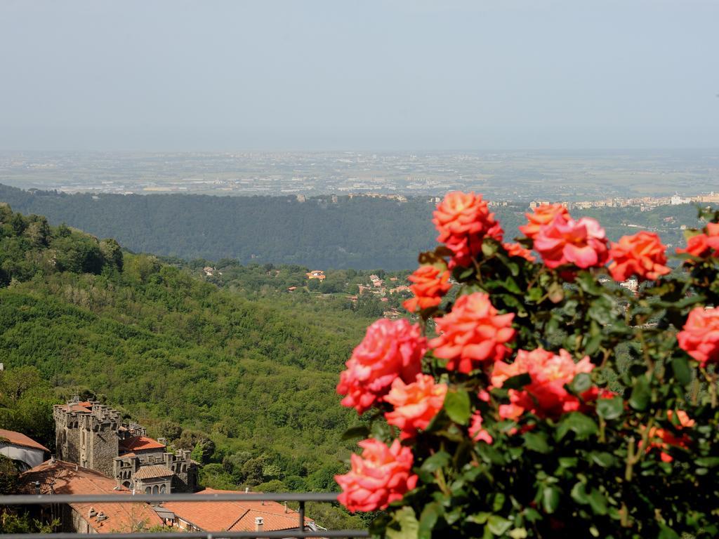 Villa Dei Fantasmi Rocca Di Papa Bagian luar foto